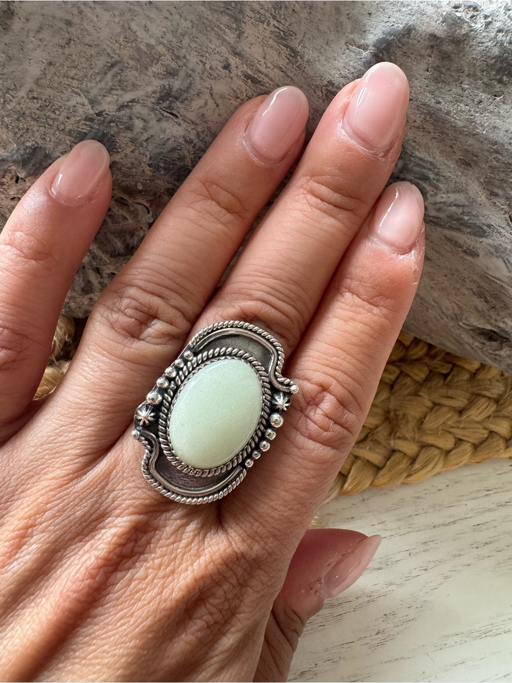 🔦🤩 925 STERLING SILVER RING W/GLOW IN DARK STONE